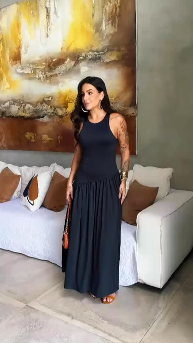 Vestido Longo Preto — Multimarcas
