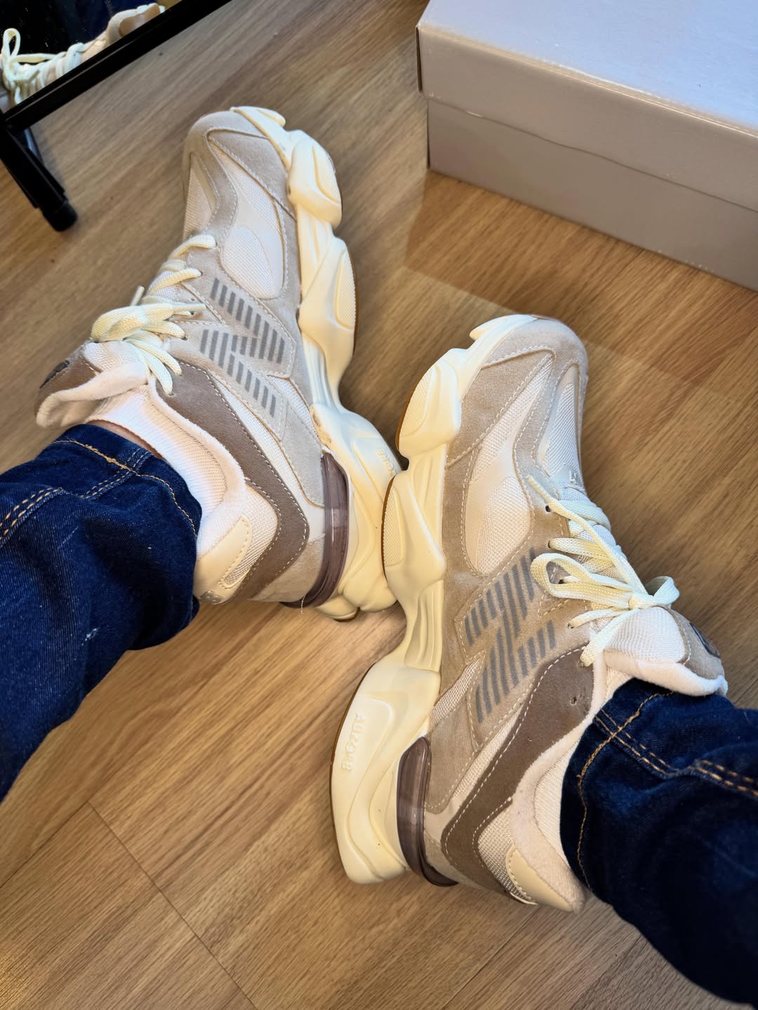 New Balance Creme — New Balance