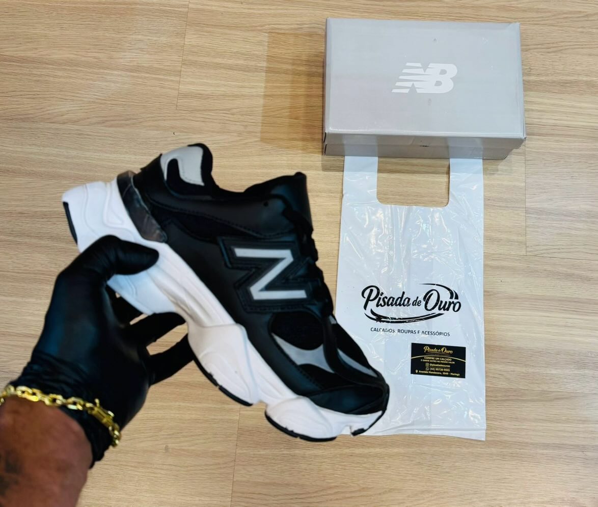 New Balance Preto com Branco — New Balance