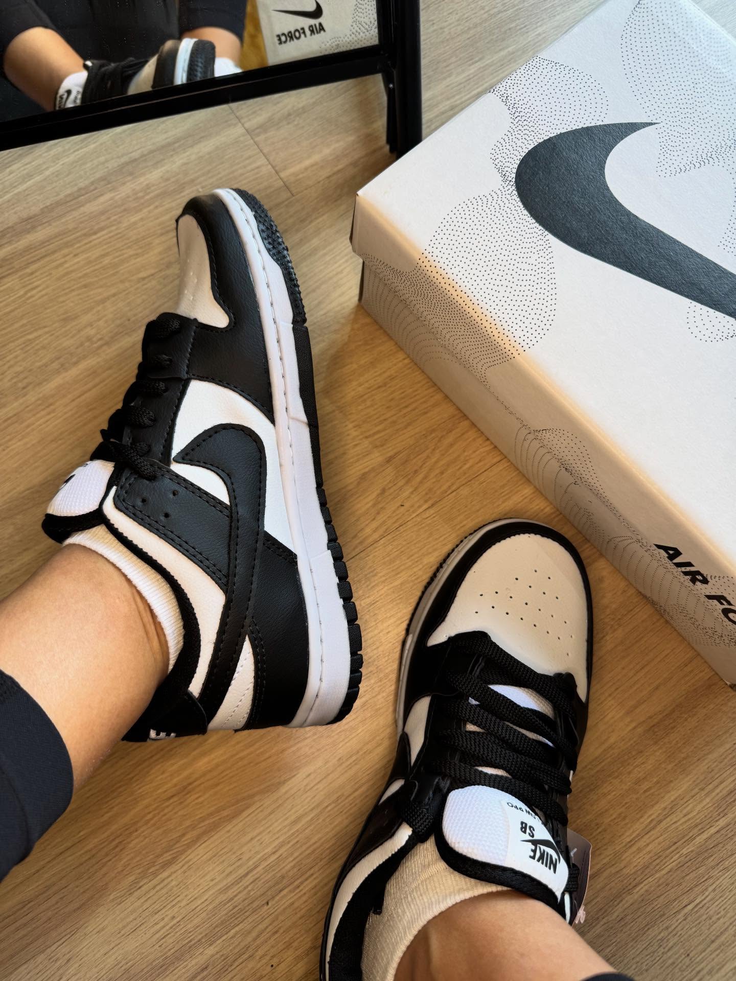 Nike Dunk Panda — Nike